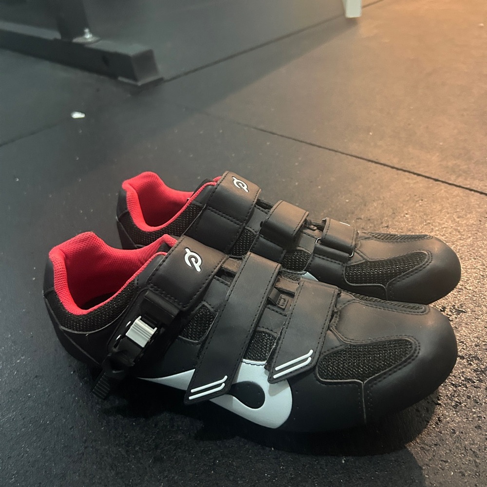 Peloton clip in shoes. Size 11 men’s (size 45)